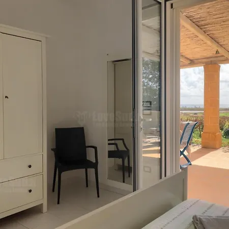 Gold House By Lovesud בית נופש *